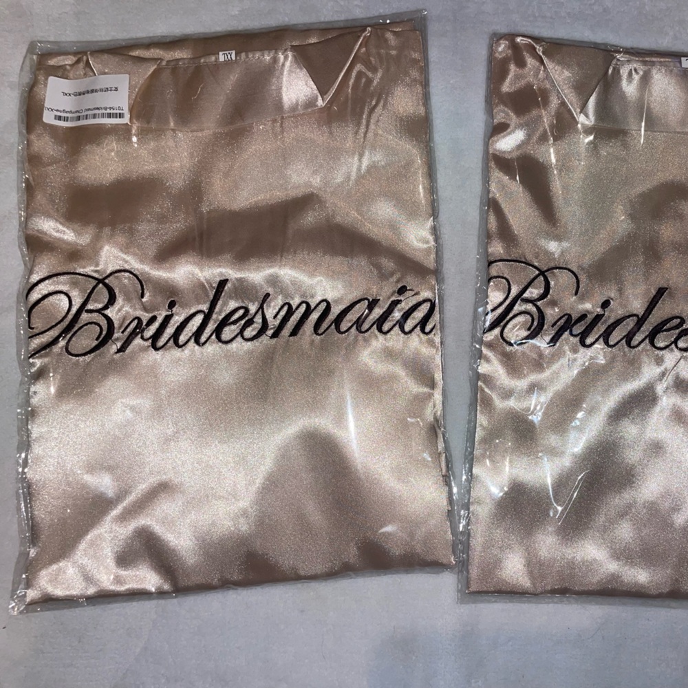 NWT Bridesmaid Robes Bundle